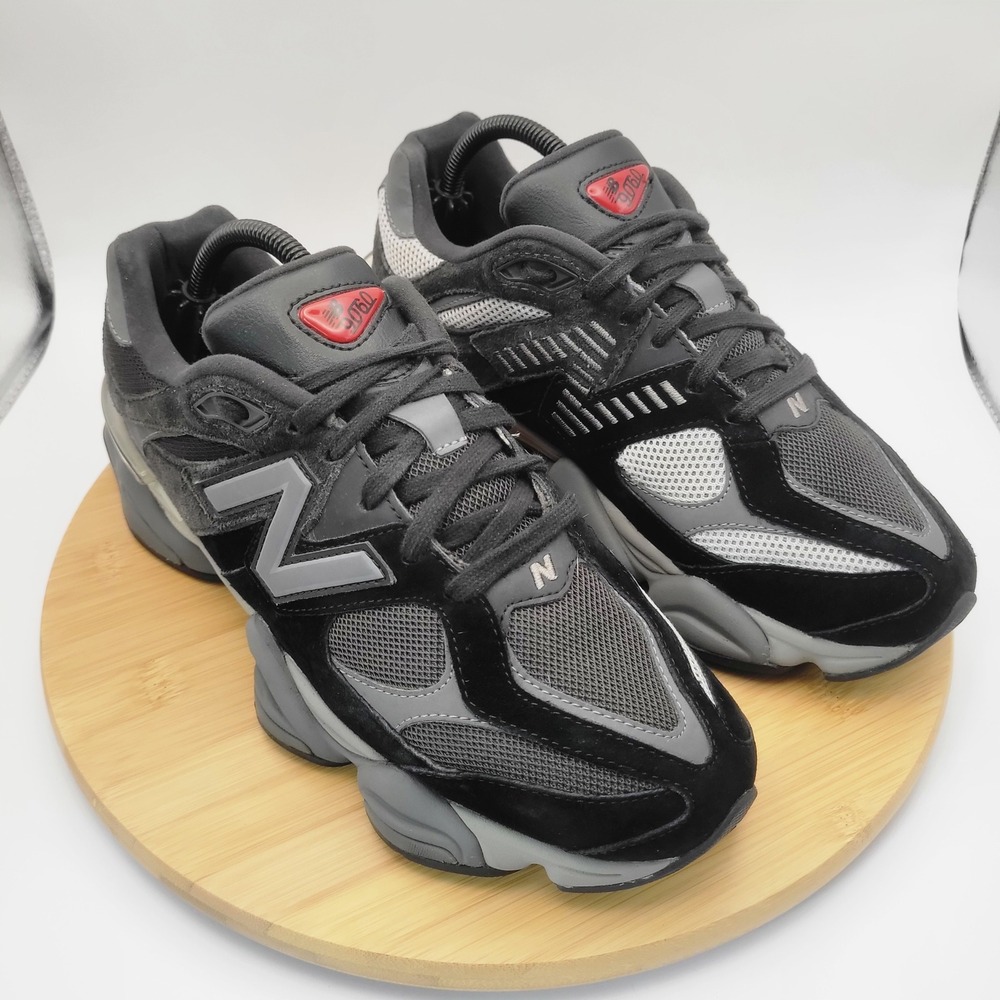 New Balance 9060 Black Grey White Sneakers Mens 8.5 U9060BLK Suede Shoes